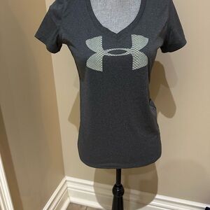 Ladies Under Armour Shirt